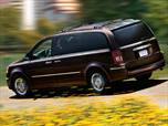 2010 Chrysler Town & Country photo